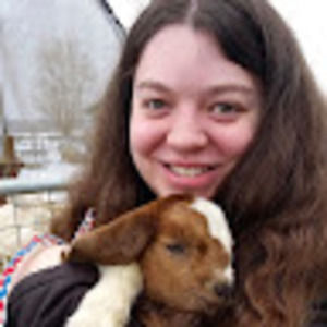 Meet your Posher, Holly